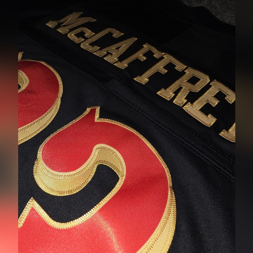 #23 McCaffrey 49ers "The Faithful" Black Jersey Mens - Picture 3 of 3